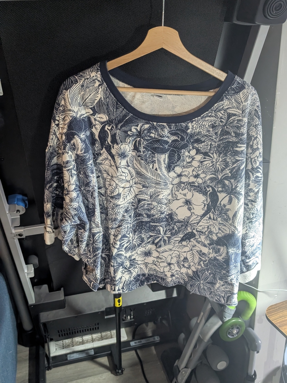 Old Navy Blue and White Floral Scoop Neck Crop Top